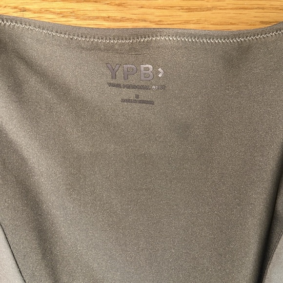 NWT Abercrombie Taupe YPB Tank Size S - Picture 5 of 6